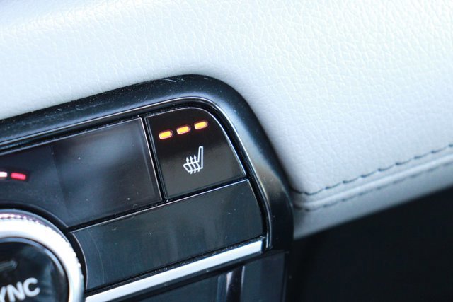 Used 2023 Honda Pilot EX-L image 18