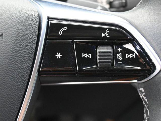 Used 2023 Audi A6 Premium Plus w/ Premium Plus Package image 19