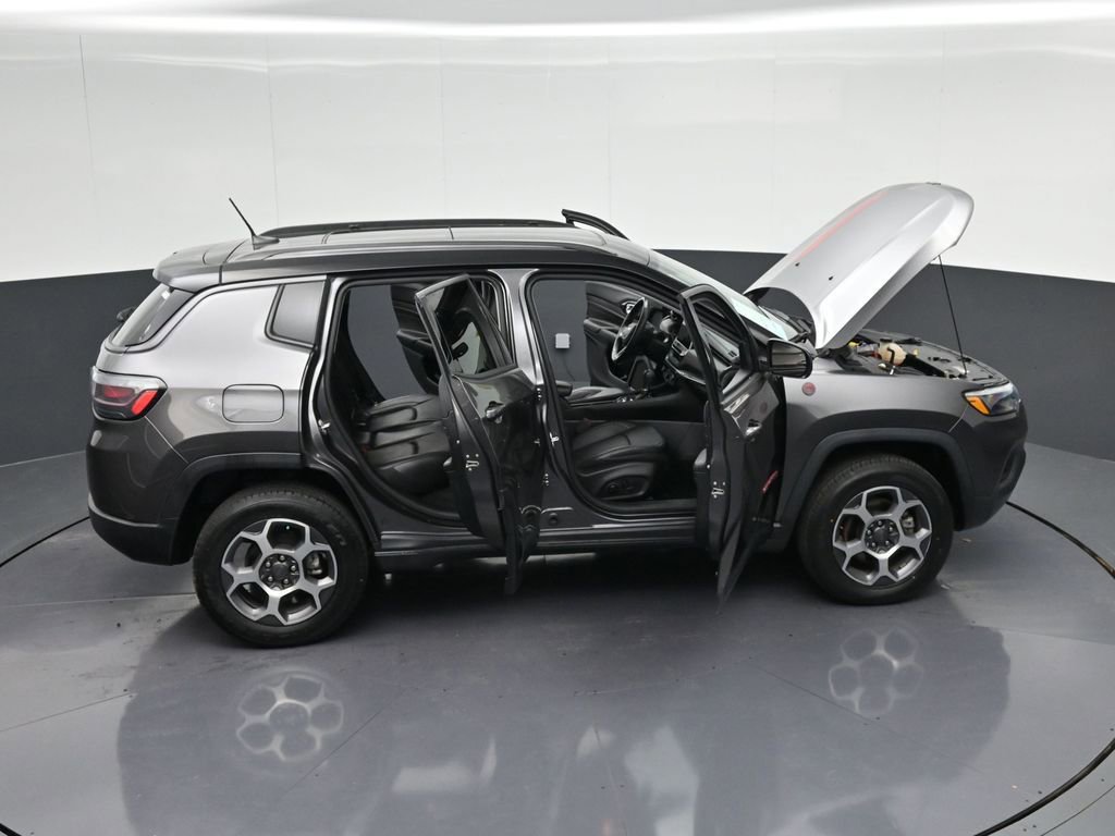 Used 2022 Jeep Compass Trailhawk w/ Trailhawk Elite Group image 43