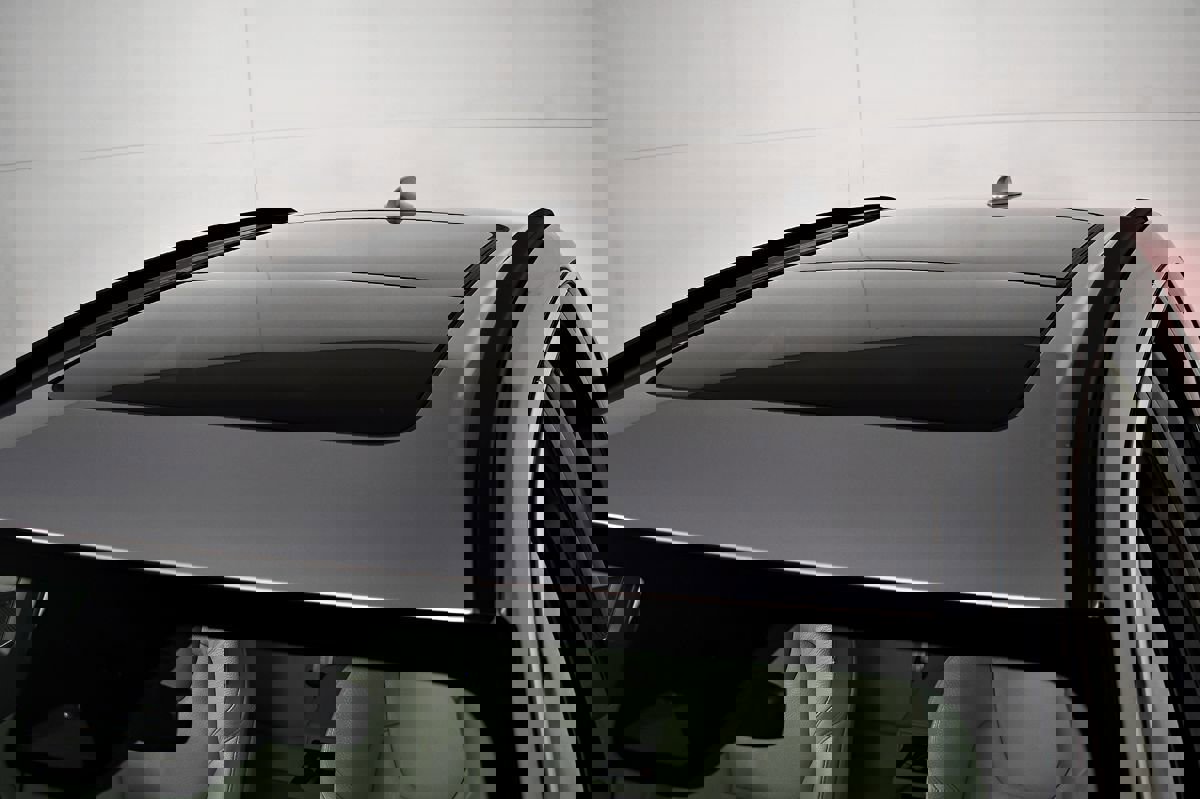 Used 2022 Volvo XC60 B5 Momentum image 13