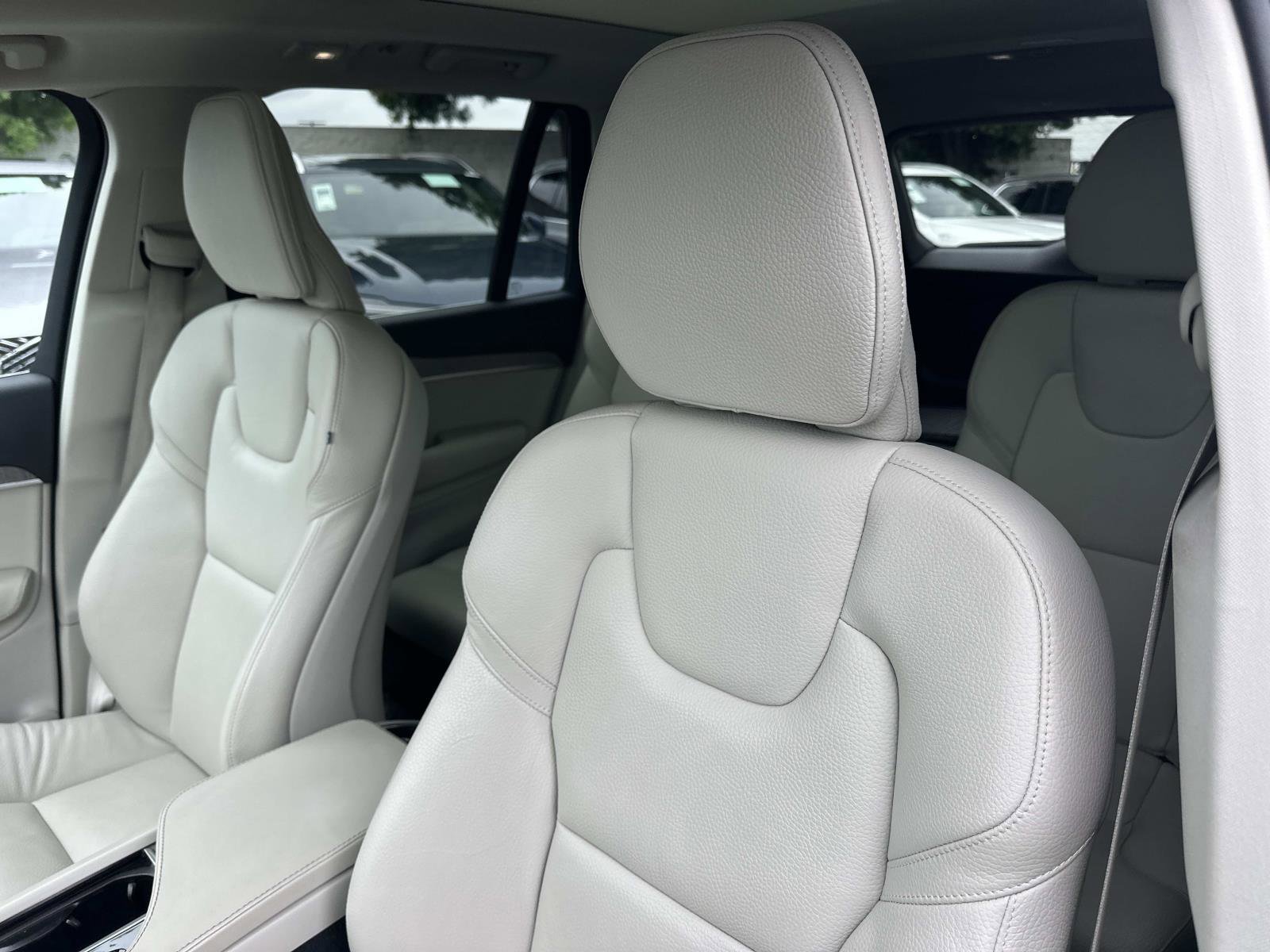 Certified 2023 Volvo XC90 B6 Plus w/ Protection Package Premier image 19