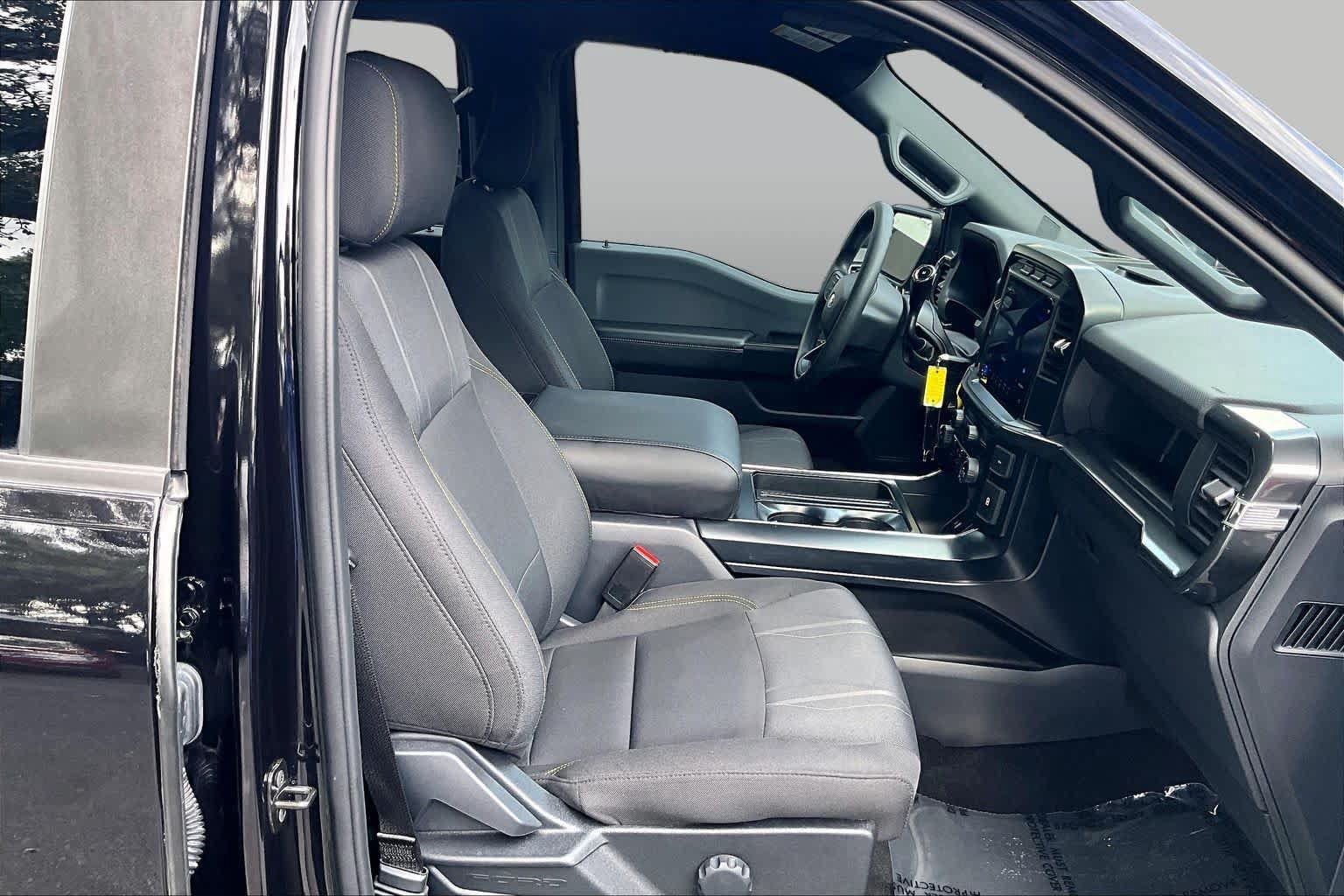 Used 2024 Ford F150 STX RWD image 8