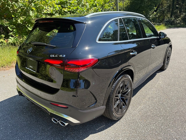 Used 2025 Mercedes-Benz GLC 43 AMG 4MATIC image 6