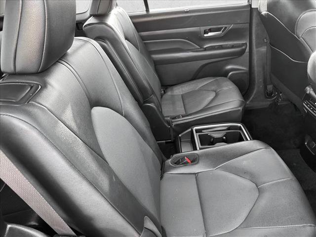 Certified 2025 Toyota Grand Highlander XLE image 19