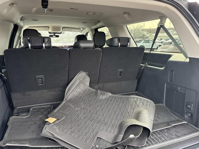 New 2026 Lincoln Navigator L Premier AWD/4WD image 12