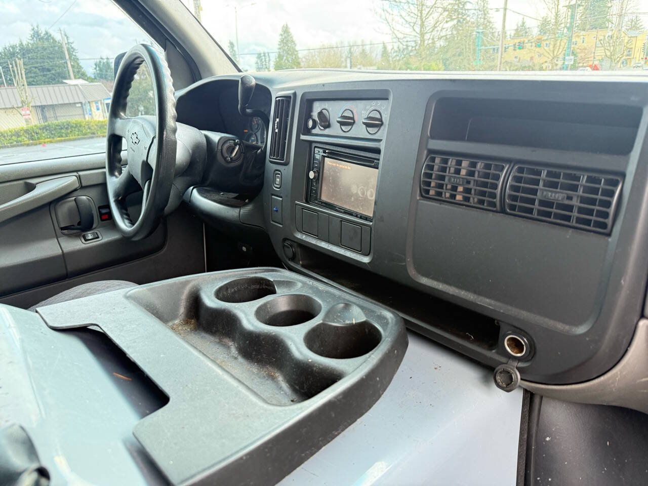 Used 2005 Chevrolet Express 3500 Extended RWD image 8