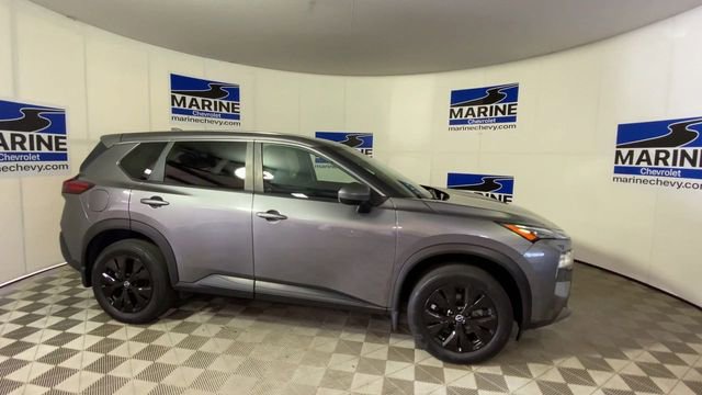 Used 2023 Nissan Rogue SV AWD/4WD image 3