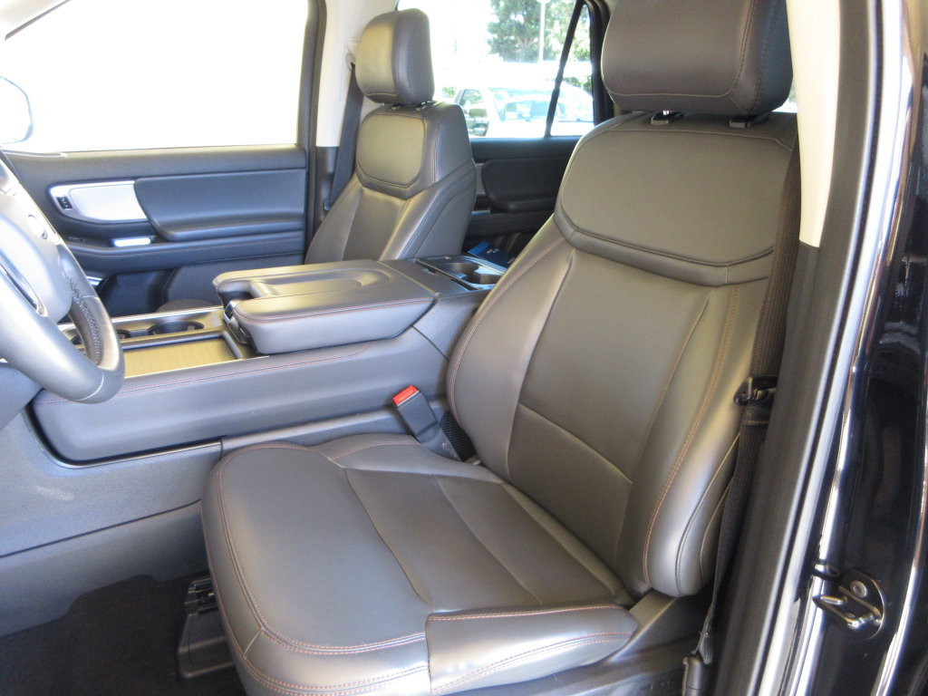 Certified 2025 Ford Expedition Max Active RWD image 12