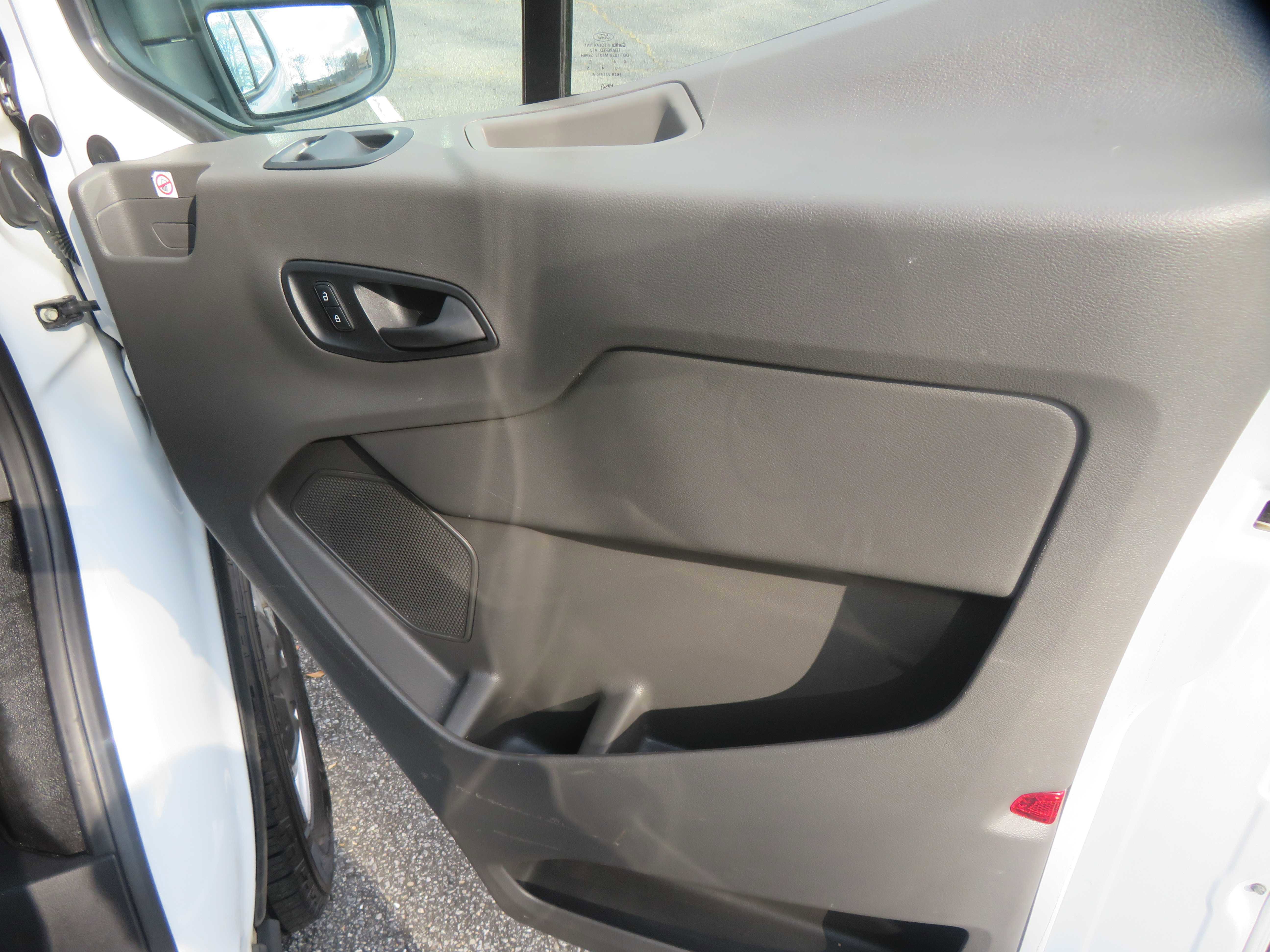 Used 2020 Ford Transit 250 Low Roof image 33