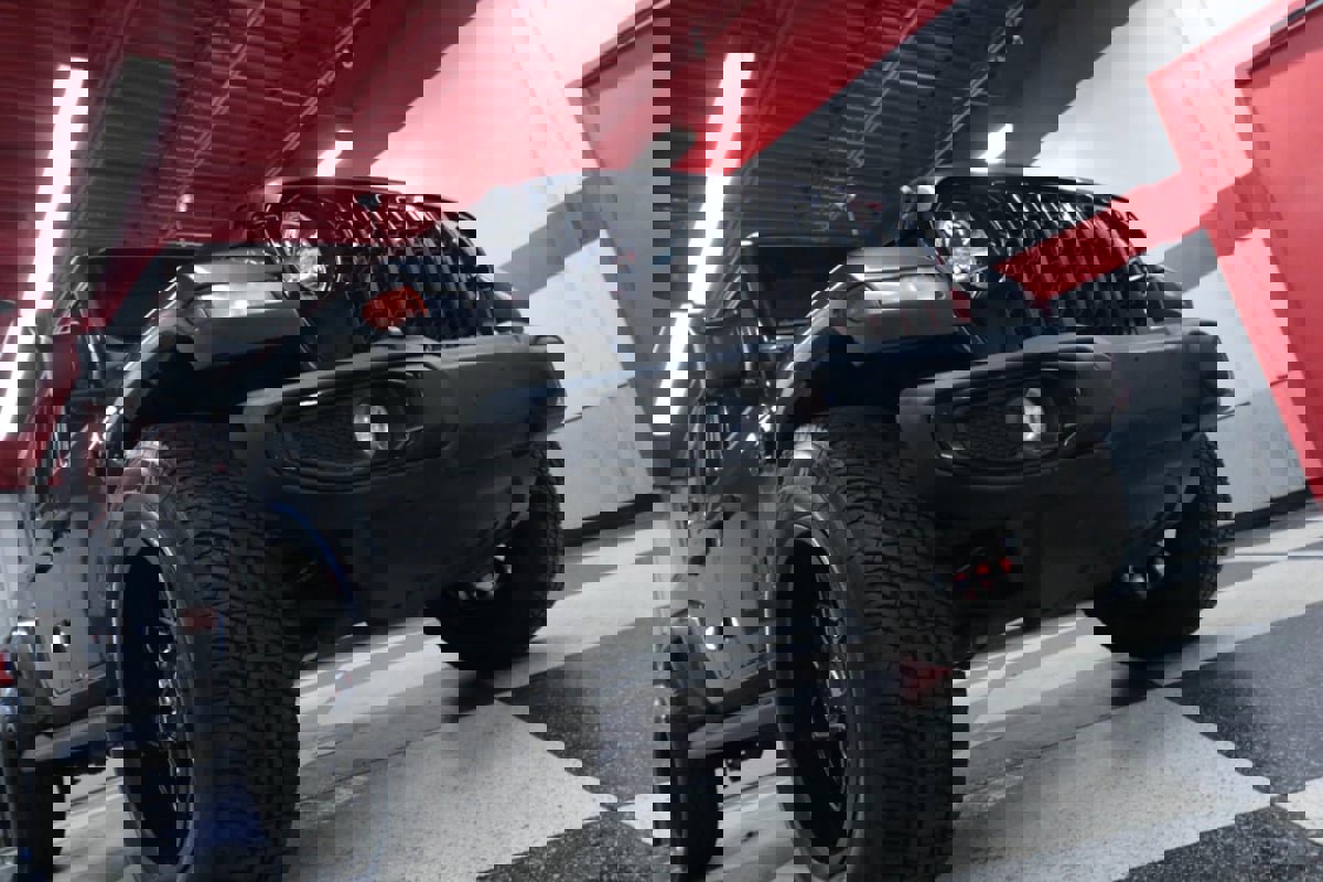 Used 2022 Jeep Gladiator Sport image 32