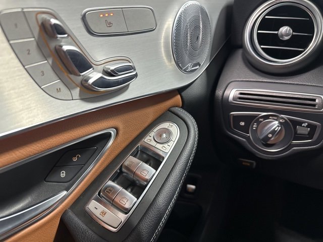 Used 2021 Mercedes-Benz C 300 4MATIC Sedan image 16