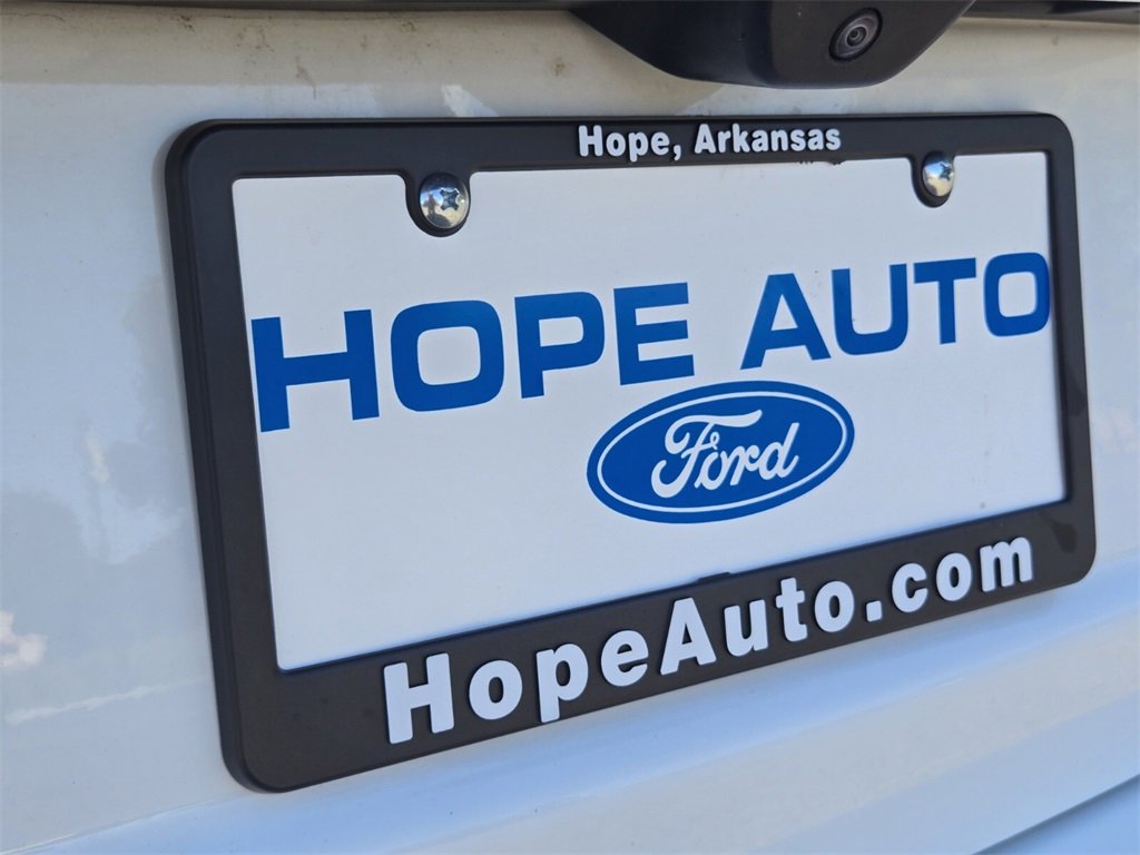 Used 2024 Jeep Grand Cherokee L Laredo image 17