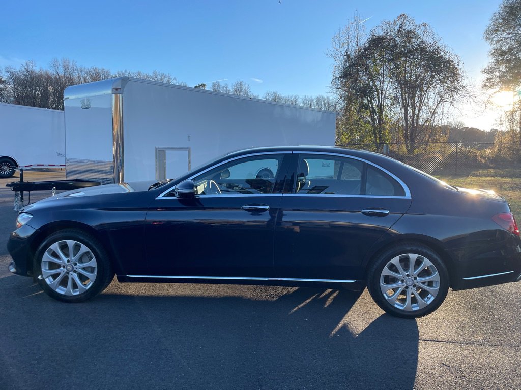 Used 2017 Mercedes-Benz E 300 image 3