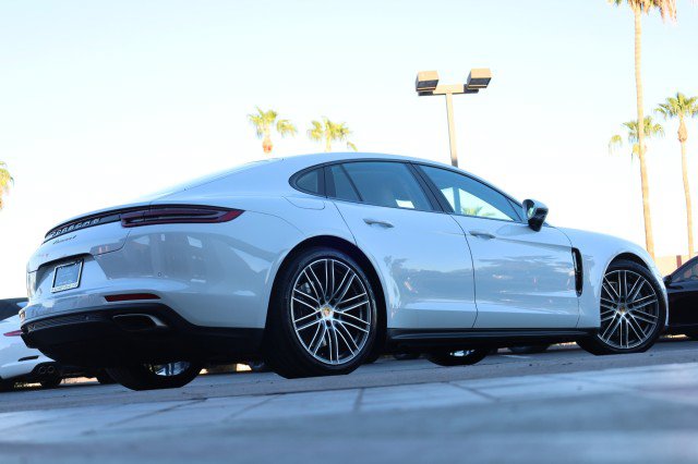 Used 2020 Porsche Panamera 4 AWD/4WD image 19