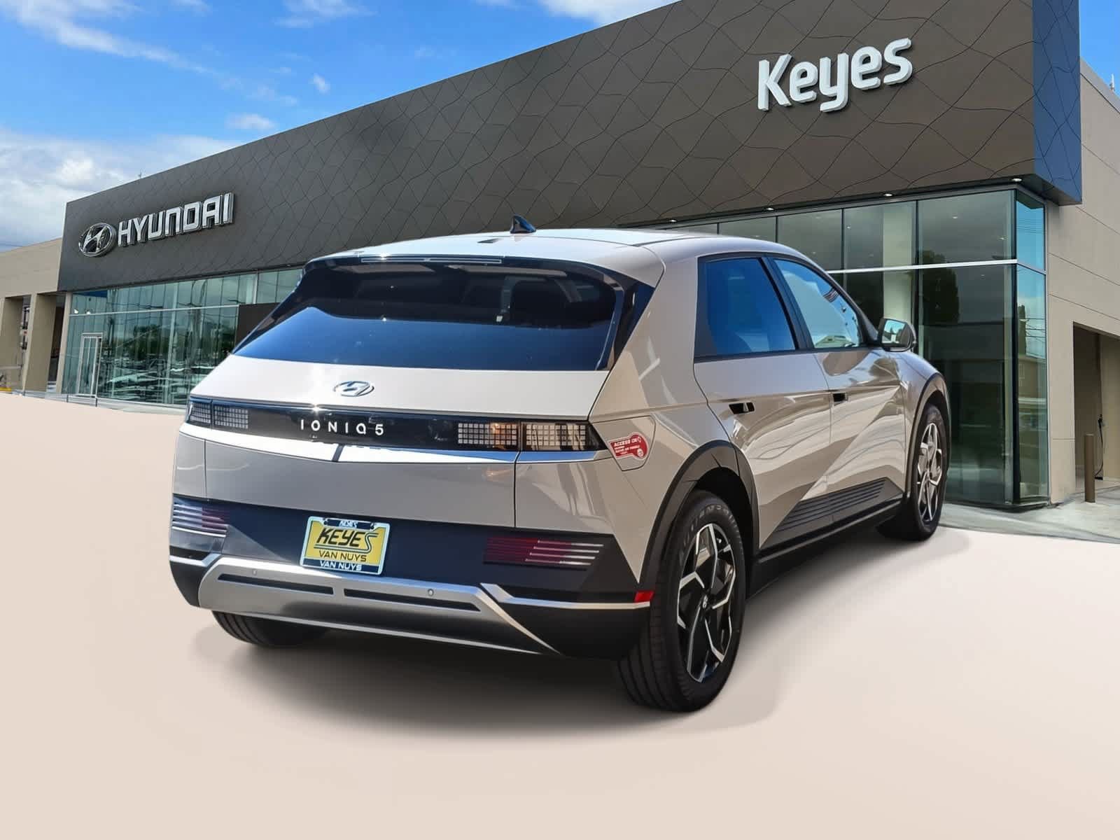 Certified 2024 Hyundai Ioniq 5 SEL RWD image 4