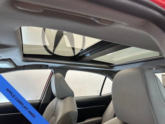 Used 2022 Toyota Camry XSE AWD/4WD image 11