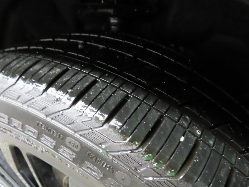 Used 2025 Lincoln Corsair Premiere w/ Jet Appearance Package image 7