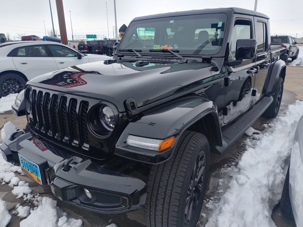 Used 2023 Jeep Gladiator Overland image 3