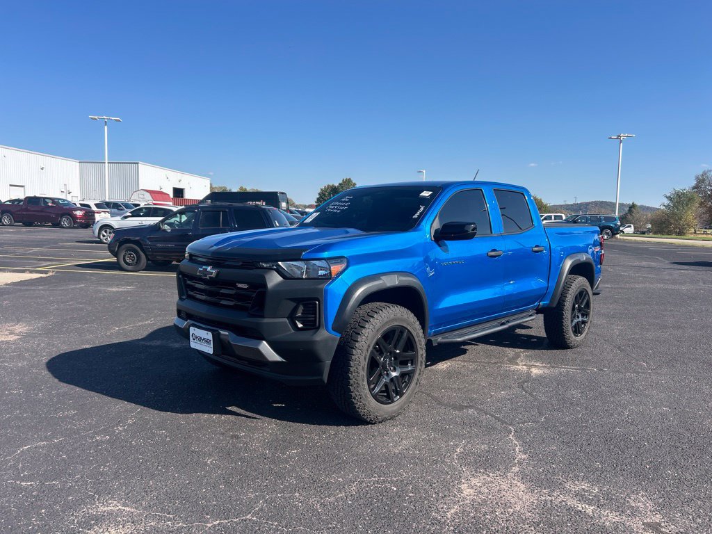 Used 2023 Chevrolet Colorado Trail Boss w/ Advanced Trailering Package AWD/4WD image 5