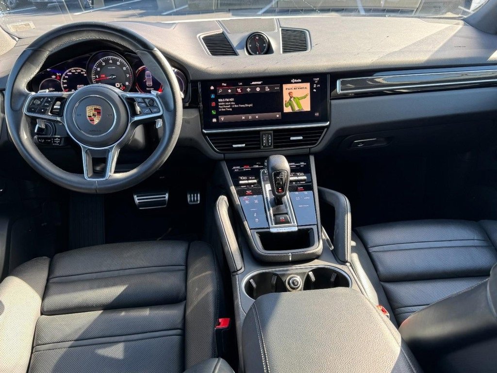 Used 2023 Porsche Cayenne S Platinum image 13