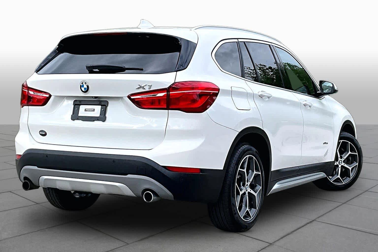 Used 2017 BMW X1 xDrive28i AWD/4WD image 13