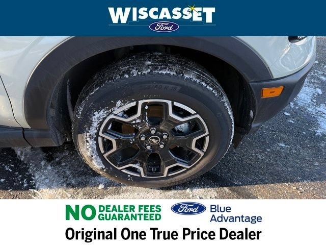 Certified 2025 Ford Bronco Sport Outer Banks w/ Outer Banks Tech Package+ AWD/4WD image 41