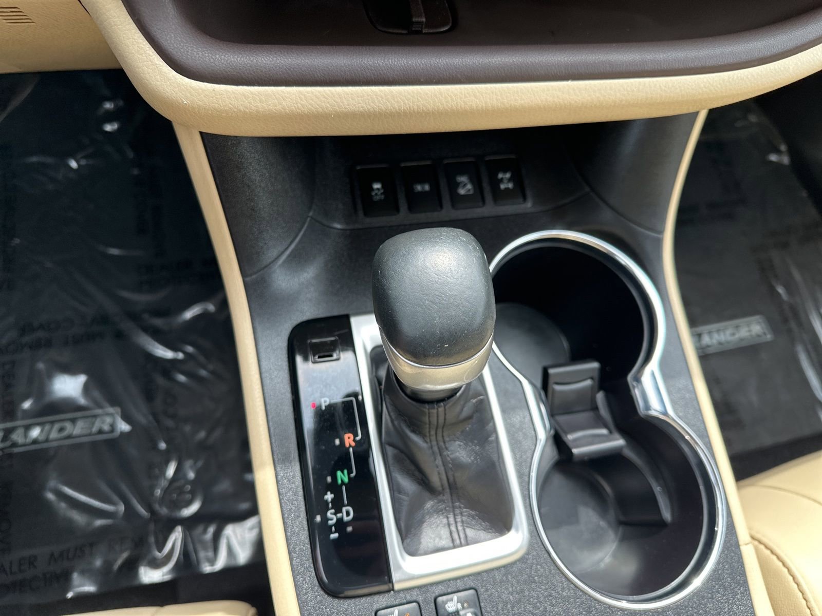 Used 2019 Toyota Highlander XLE AWD/4WD image 64