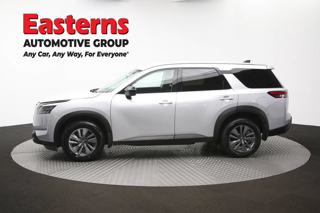 Used 2023 Nissan Pathfinder S AWD/4WD image 59