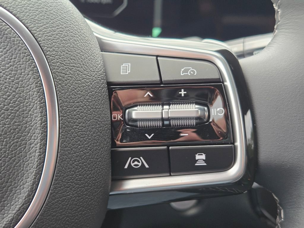 Certified 2025 Kia Sorento SX Prestige AWD/4WD image 26