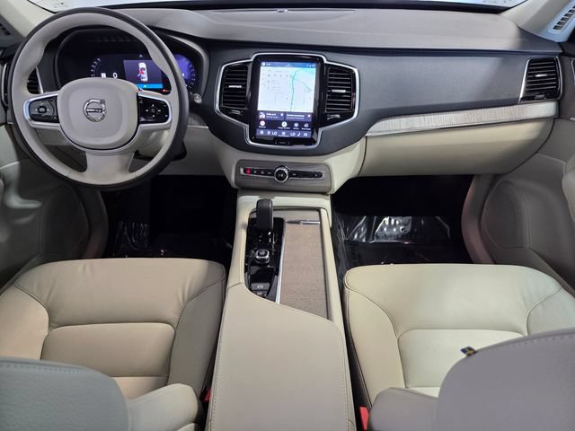 Certified 2025 Volvo XC90 B5 Plus w/ Protection Package Premier AWD/4WD image 16