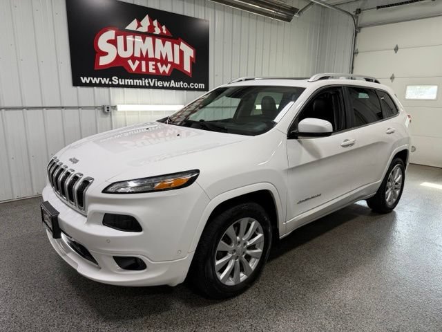 Used 2017 Jeep Cherokee Overland w/ Technology Group AWD/4WD video 1