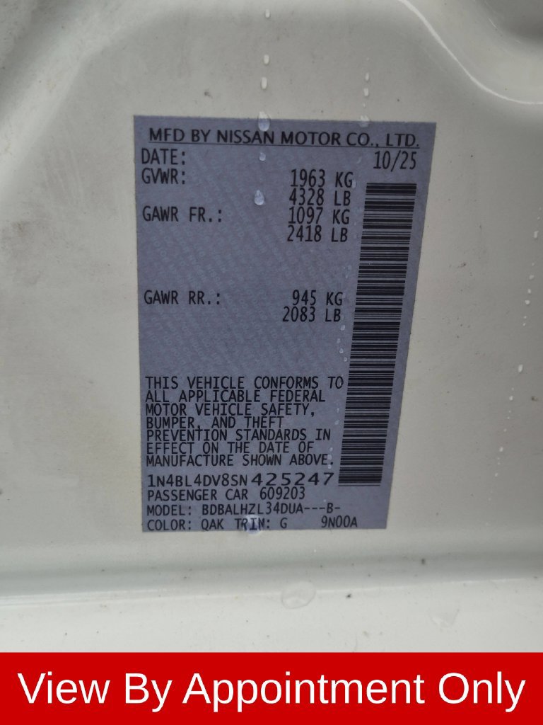 Used 2025 Nissan Altima 2.5 SV FWD image 32