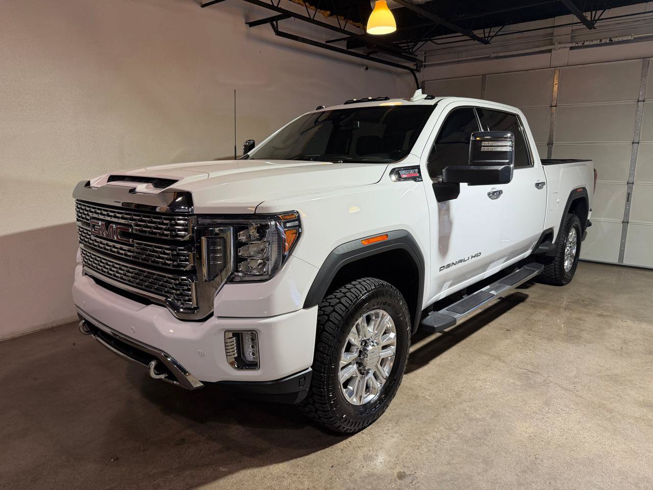 Used 2020 GMC Sierra 2500 Denali AWD/4WD image 3