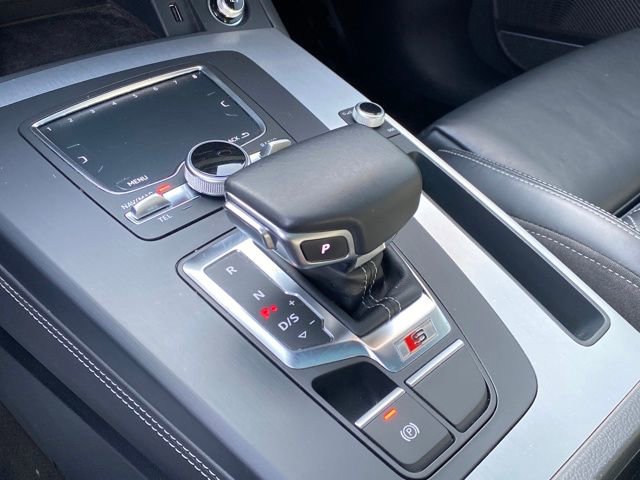 Used 2018 Audi SQ5 Prestige image 11