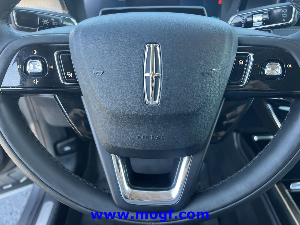 Used 2024 Lincoln Corsair Grand Touring w/ Equipment Group 302A AWD/4WD image 12