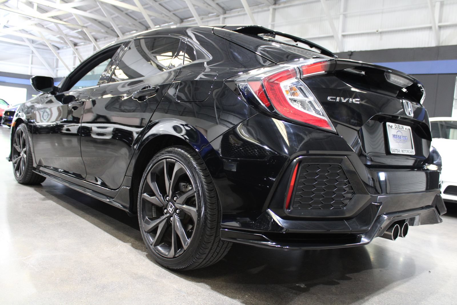 Used 2018 Honda Civic Sport image 7