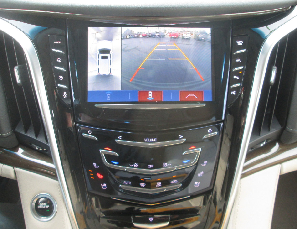 Used 2019 Cadillac Escalade Premium Luxury image 10