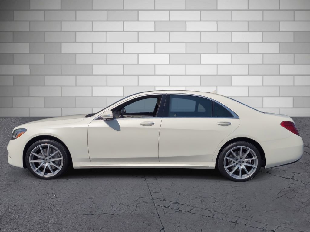 Used 2020 Mercedes-Benz S 450 Sedan image 2