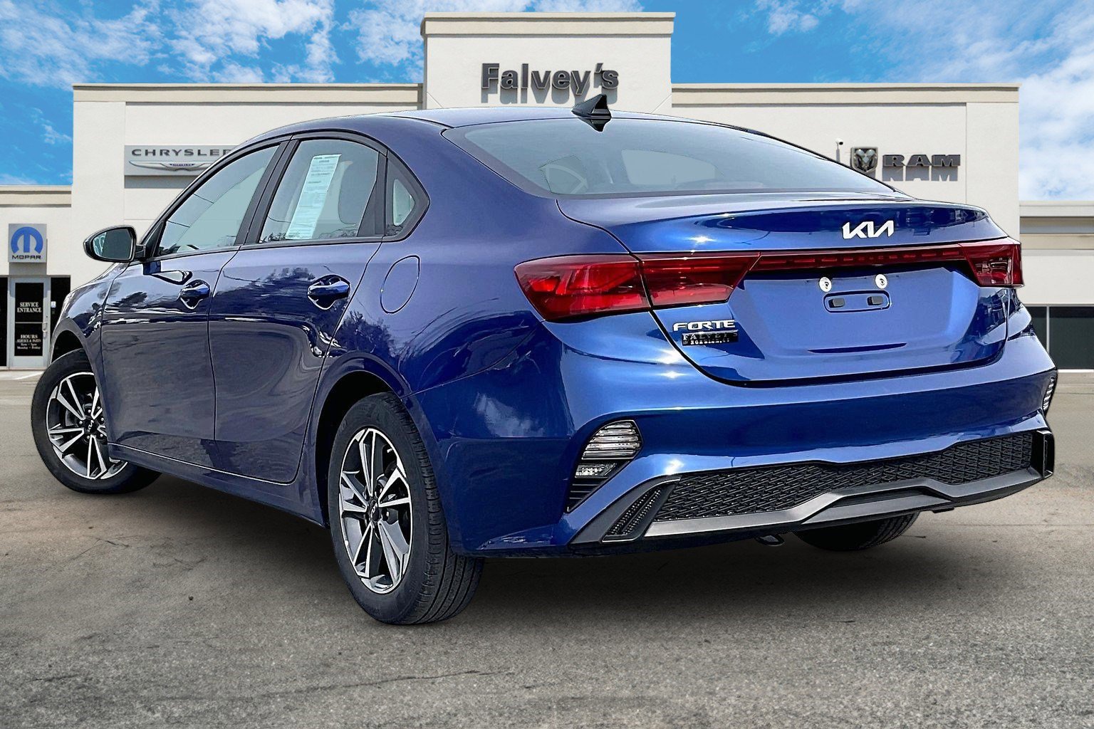 Used 2023 Kia Forte LXS image 12