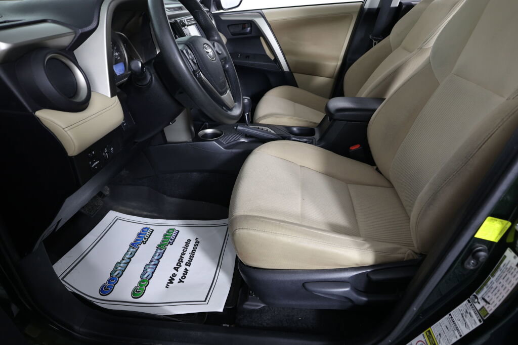 Used 2013 Toyota RAV4 XLE AWD/4WD image 13