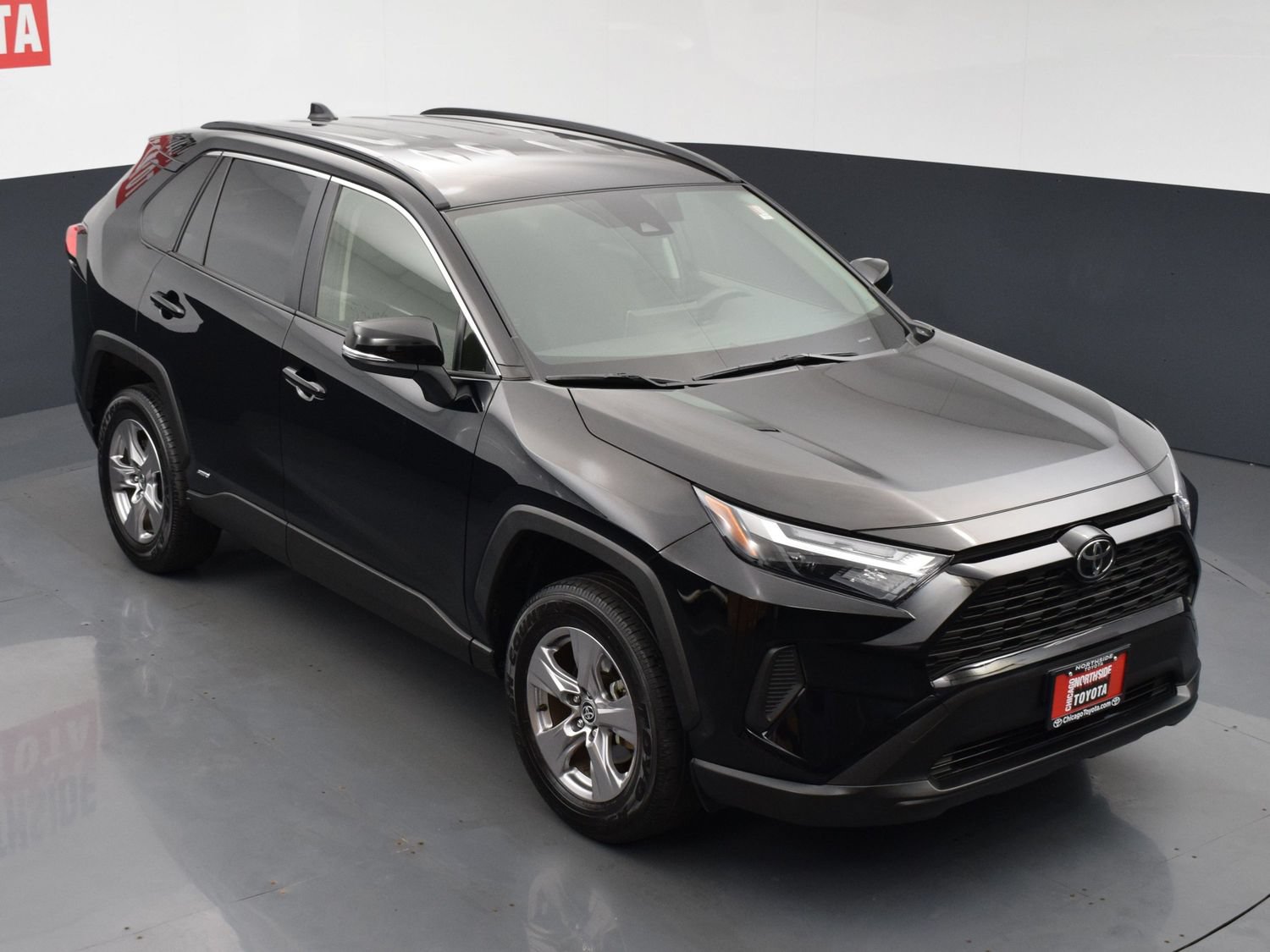 Used 2025 Toyota RAV4 LE AWD/4WD image 21