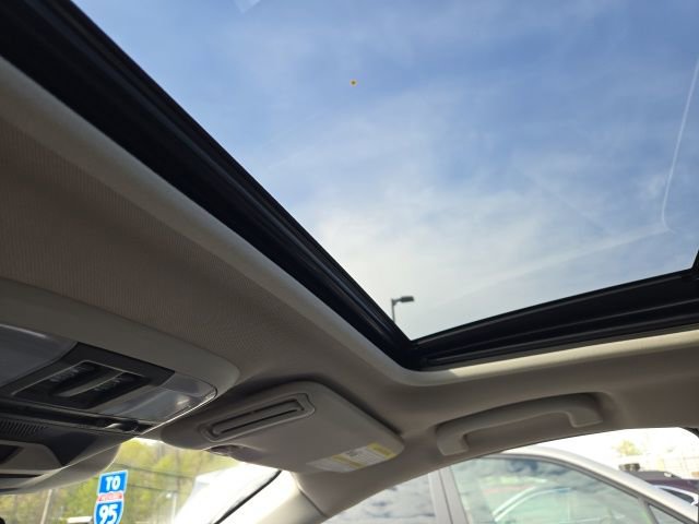 Used 2024 Subaru Crosstrek 2.0i Premium AWD/4WD image 12