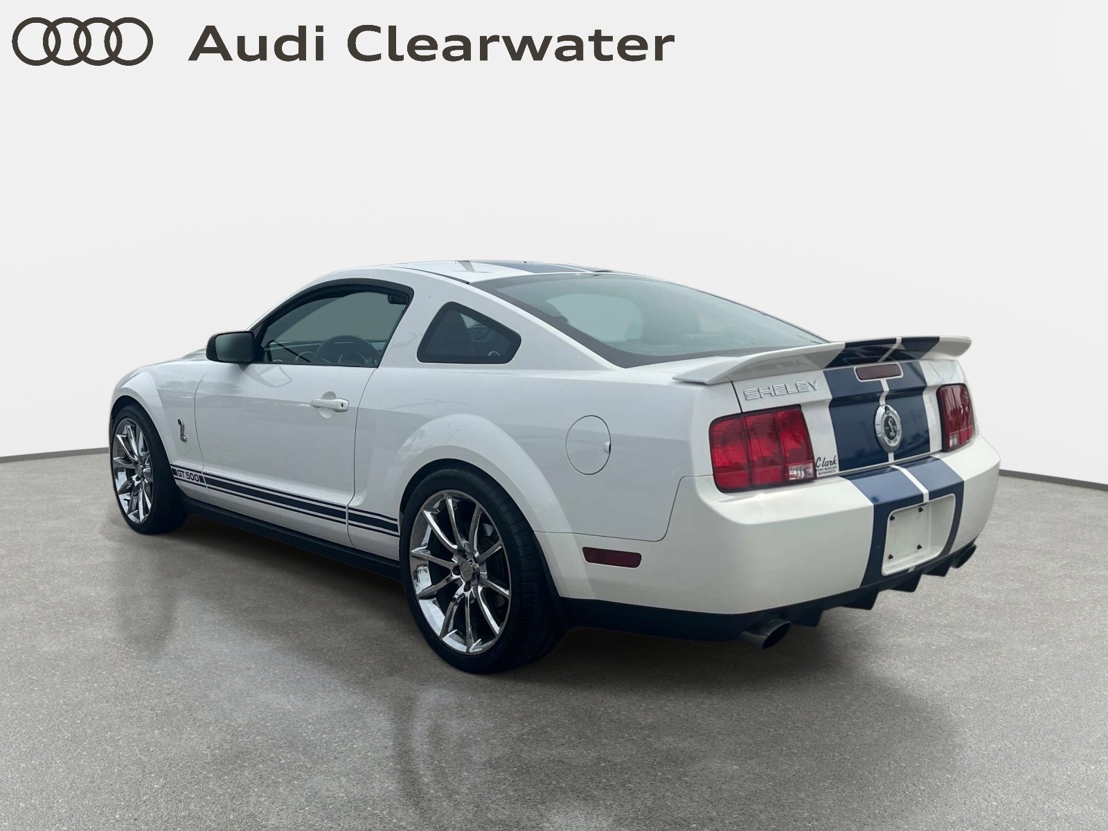 Used 2007 Ford Mustang Shelby GT500 RWD image 2