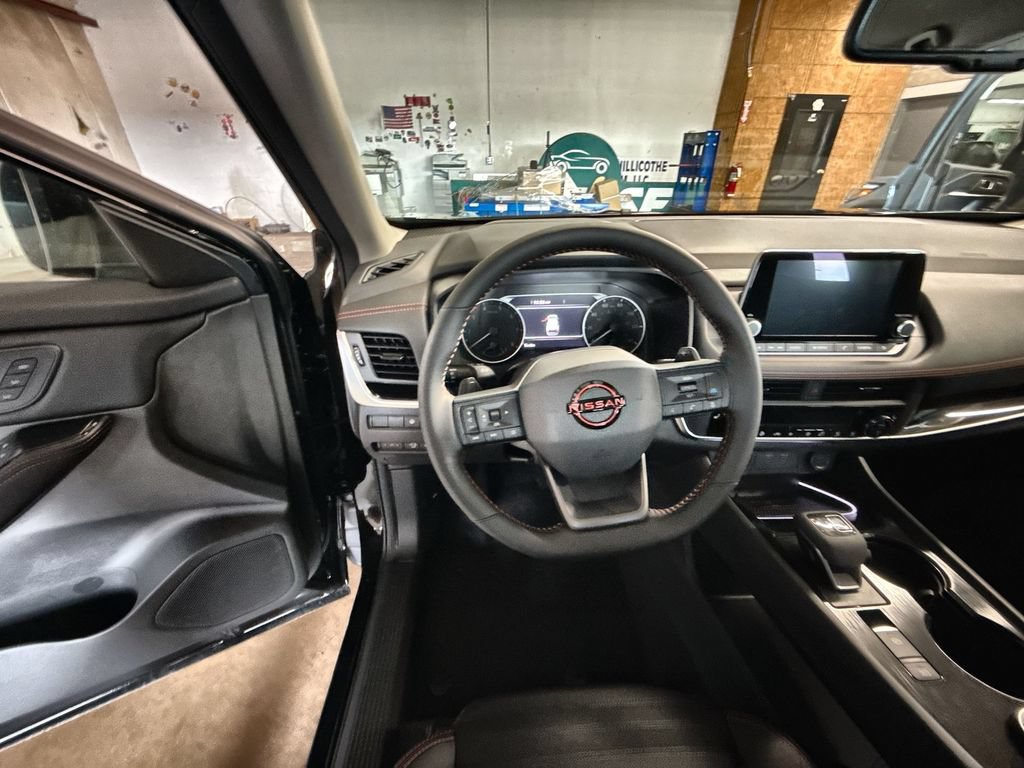 New 2026 Nissan Rogue SV w/ Rock Creek Premium Package AWD/4WD image 11