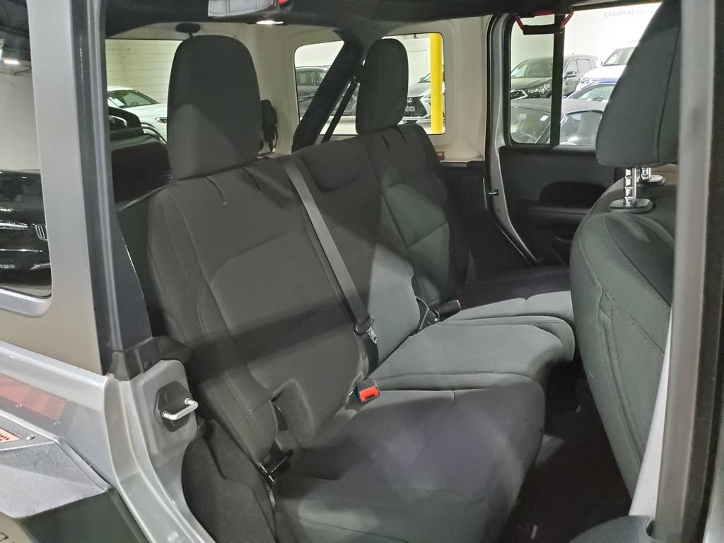 Used 2021 Jeep Wrangler Unlimited Sport AWD/4WD image 20