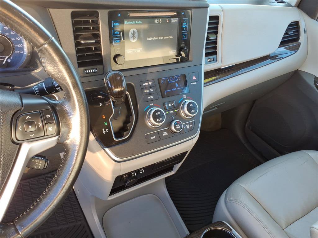 Used 2015 Toyota Sienna XLE w/ XLE Navigation Package FWD image 35