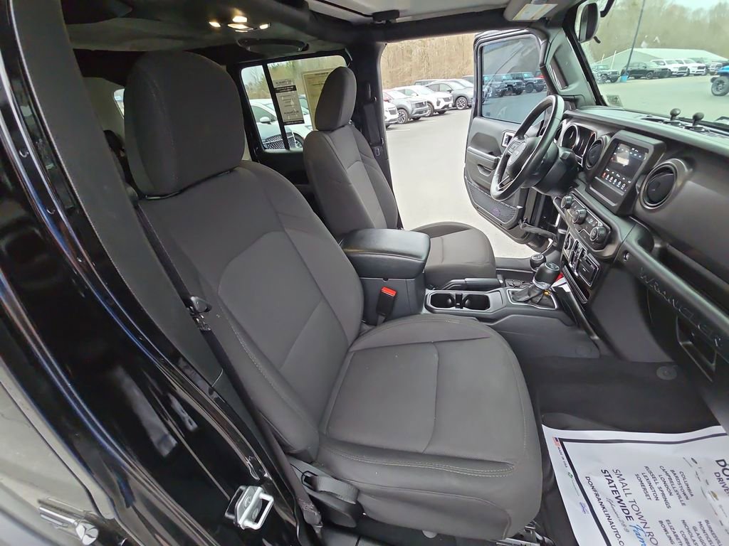 Used 2023 Jeep Wrangler Sport S AWD/4WD image 29