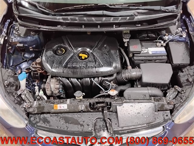 Used 2013 Hyundai Elantra GLS w/ Preferred Pkg FWD image 9