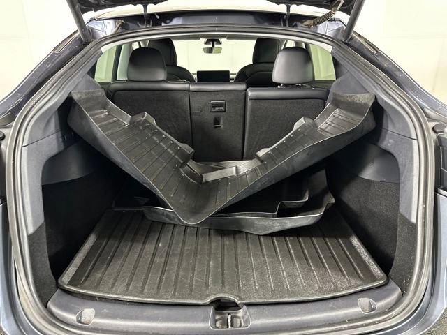 Used 2020 Tesla Model Y Performance image 25