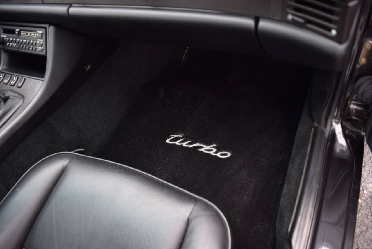 Used 1988 Porsche 944 Turbo Coupe RWD image 66